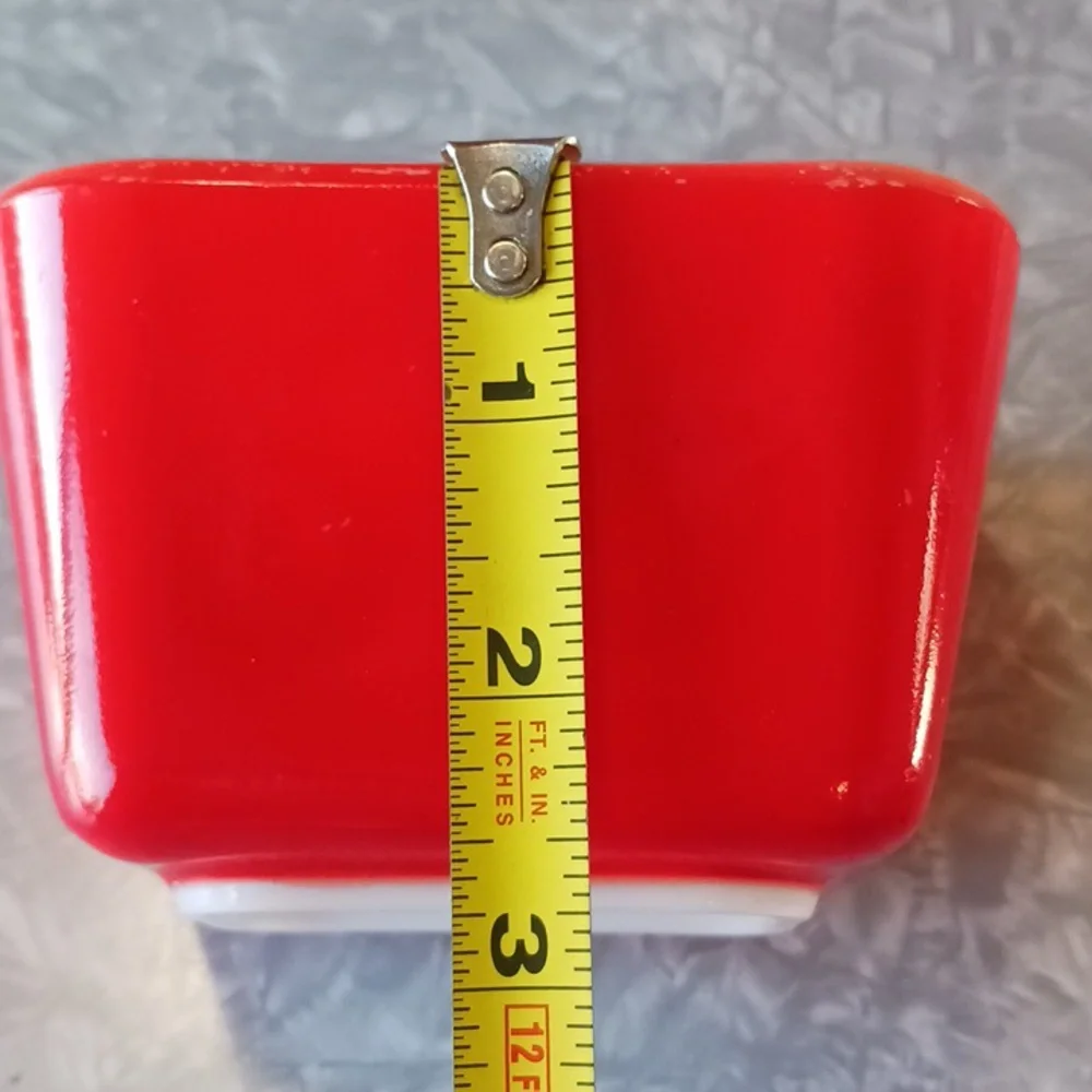 Pyrex~ Primary Red Small Refrigerator Dish - Picture 10 of 10